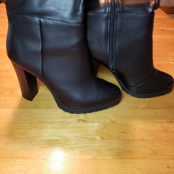 Lane Bryant Boots - Picture 7 of 14